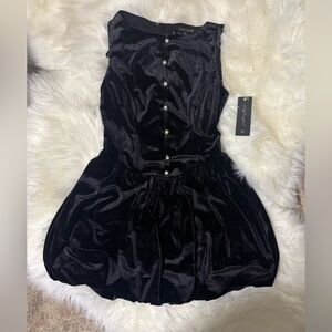 Black Velvet Sleeveless Dress